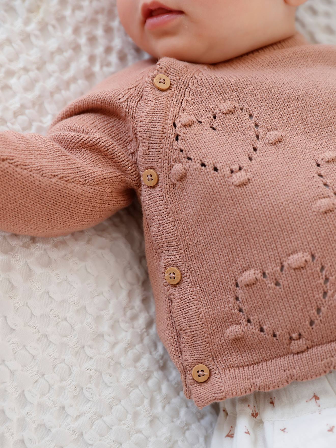 Pull brassière bébé naissance noisette