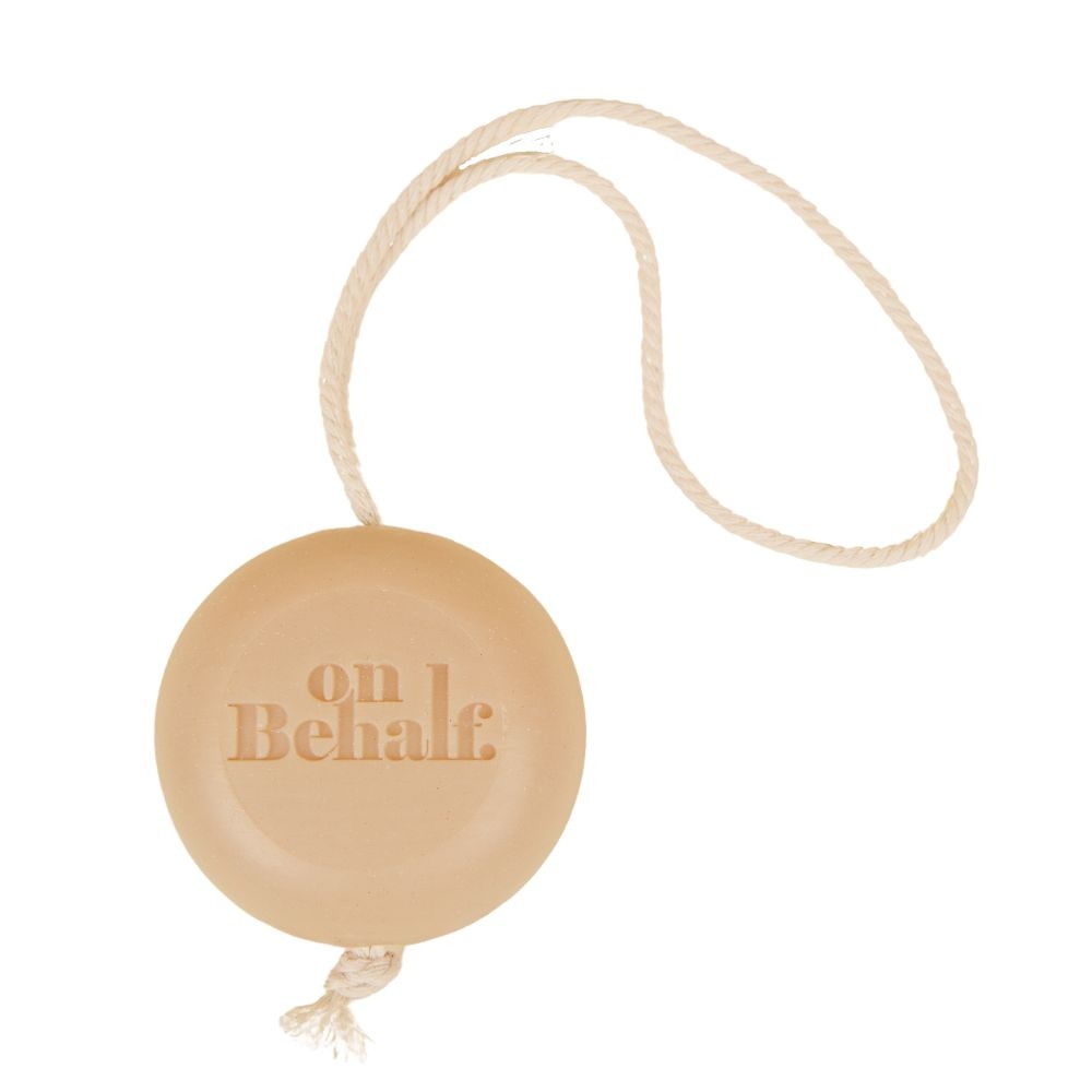 On Behalf #001 Le Doux Shampoing Solide Sur Corde