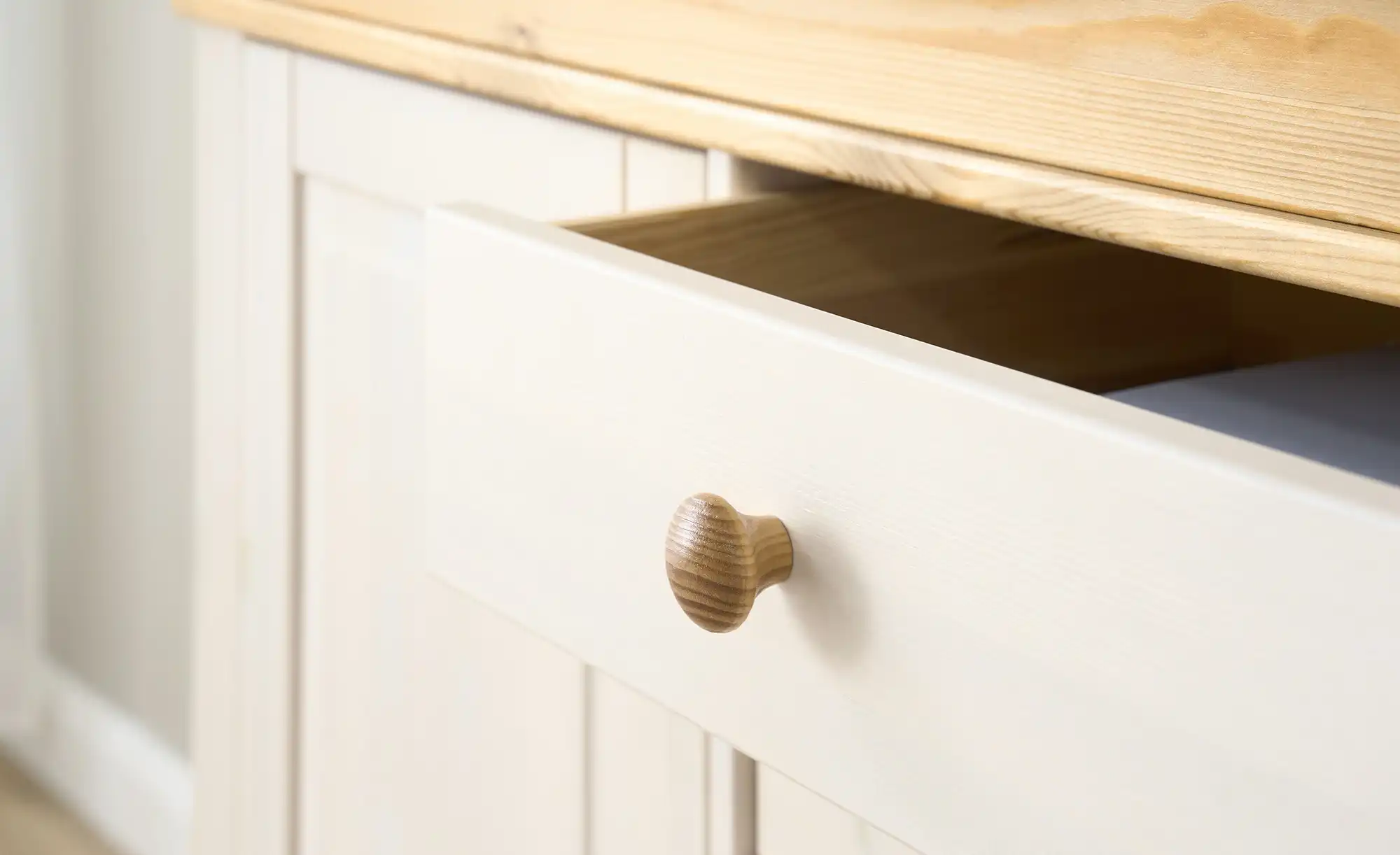 Sideboard