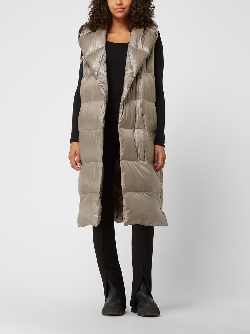 Daunenweste mit Kapuze in taupe