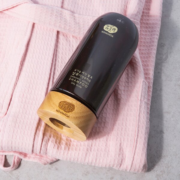 WHAMISA Organic Seeds Oily Scalp Shampoo