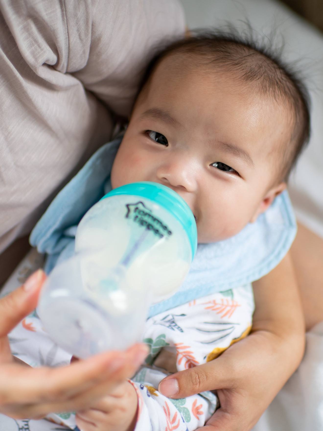 Kit de naissance Anti-Colique TOMMEE TIPPEE bleu