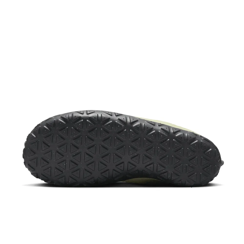 Nike ACG Moc Premium FV4571-300 / grün