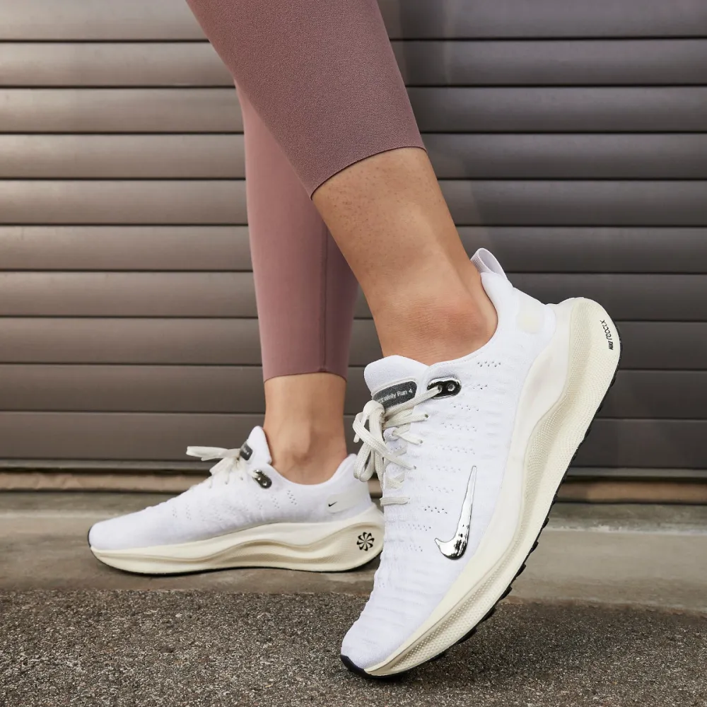 Nike InfinityRN 4 DR2670-104 / weiss