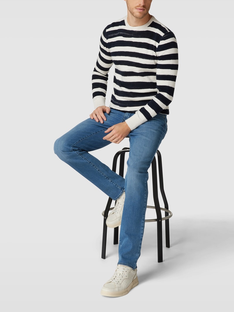 Straight Fit Jeans mit Label-Patch Modell 'Cadiz' in blau