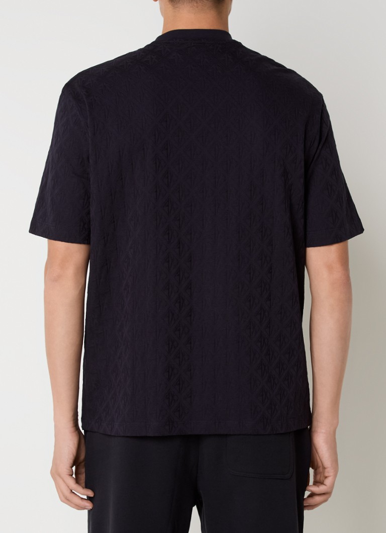 Koszulka Armani Exchange z nadrukowanym logo w formie wszywki.