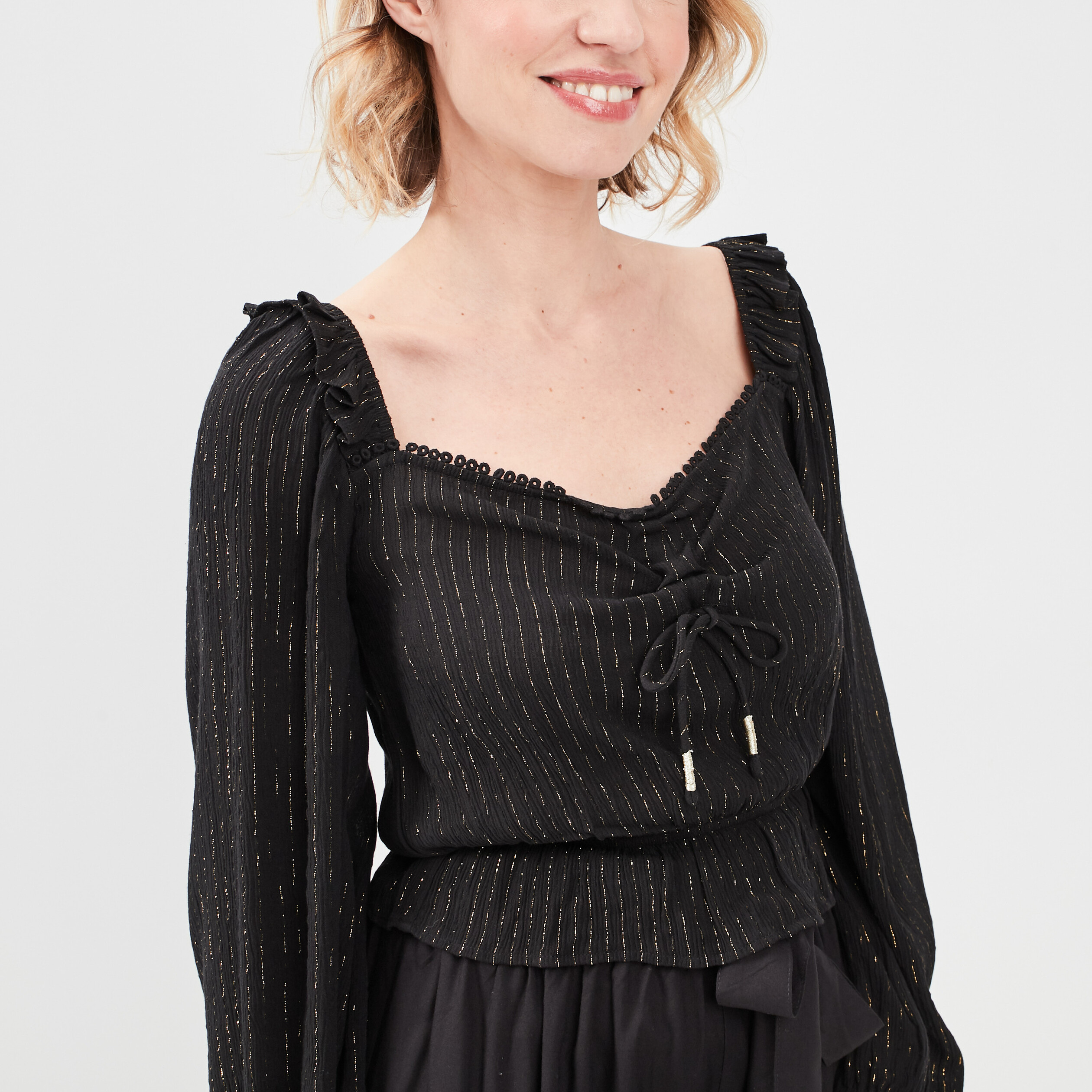 Blouse cropped manches longues noir femme | La Halle