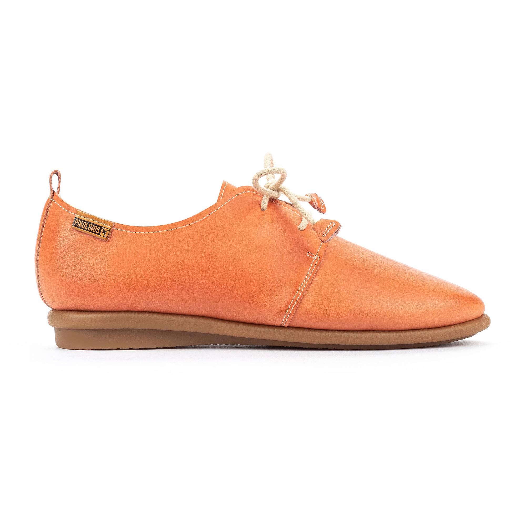 proste buty sznurowane - SCARLET