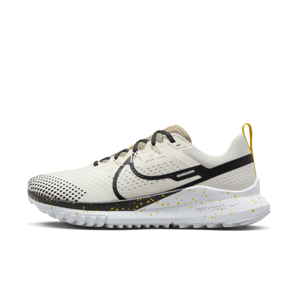 Nike React Pegasus Trail 4 DJ6158-100 / weiss