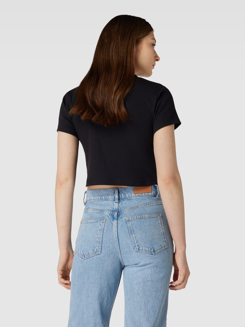 T-Shirt in Feinripp-Optik Modell 'BADGE' in black