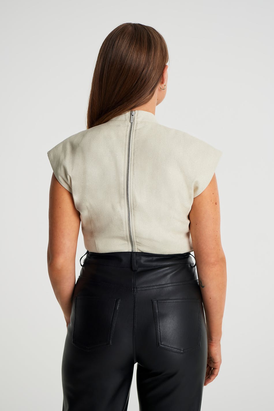 Jossa shoulder top