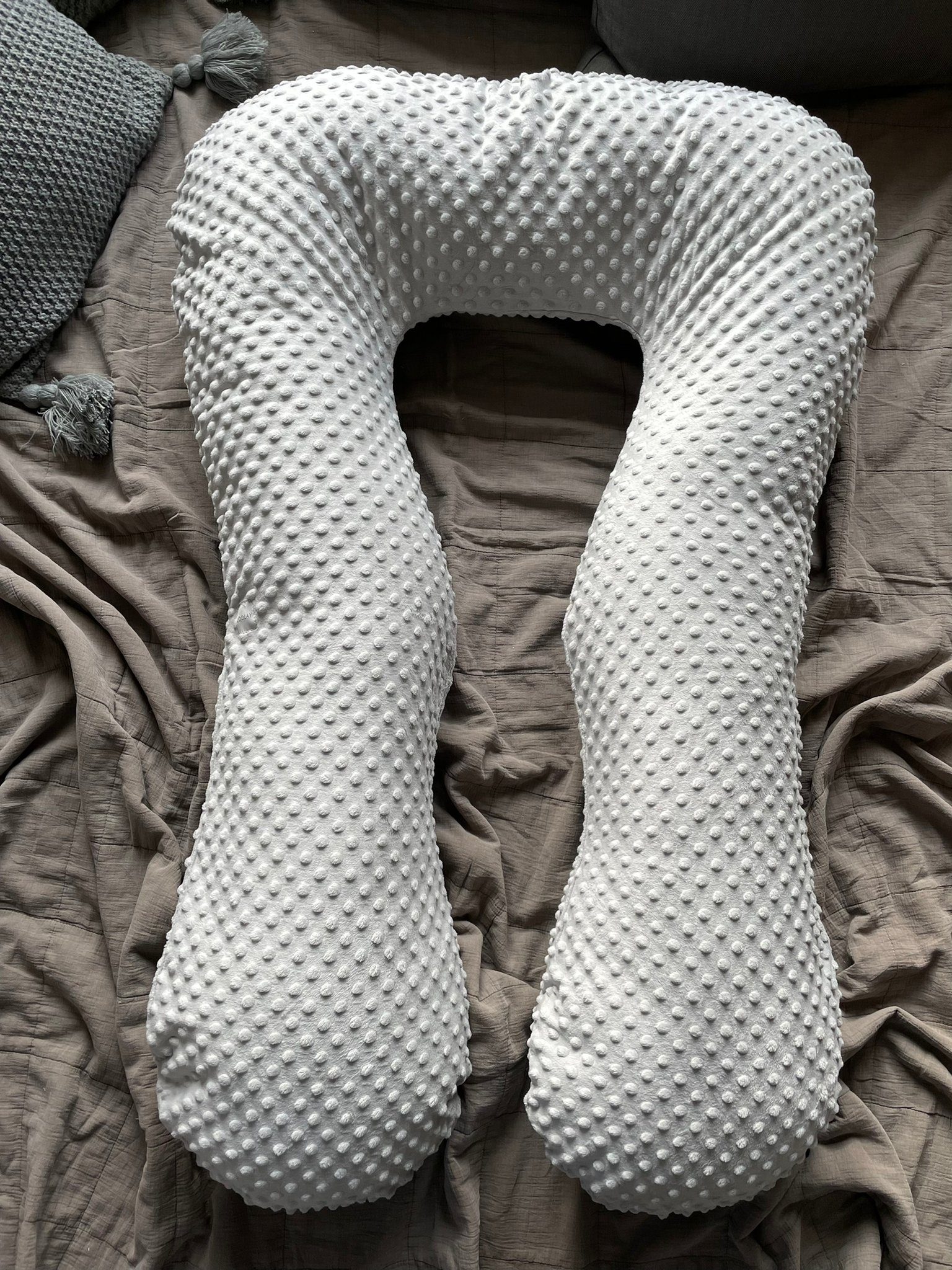 Loolay Stillkissen 100% MINKY LUX XXXL Schwangerschaftskissen Seitenschläferkissen 330 cm, WEICH Füllung + 100% Polar Flece Kissenbezug (hochwertig 350 g/m2), TYP A 330 cm Stillkissen + Bezug abnehmbar mit Reißverschluss!, LOOLAY® - 100% Europäische