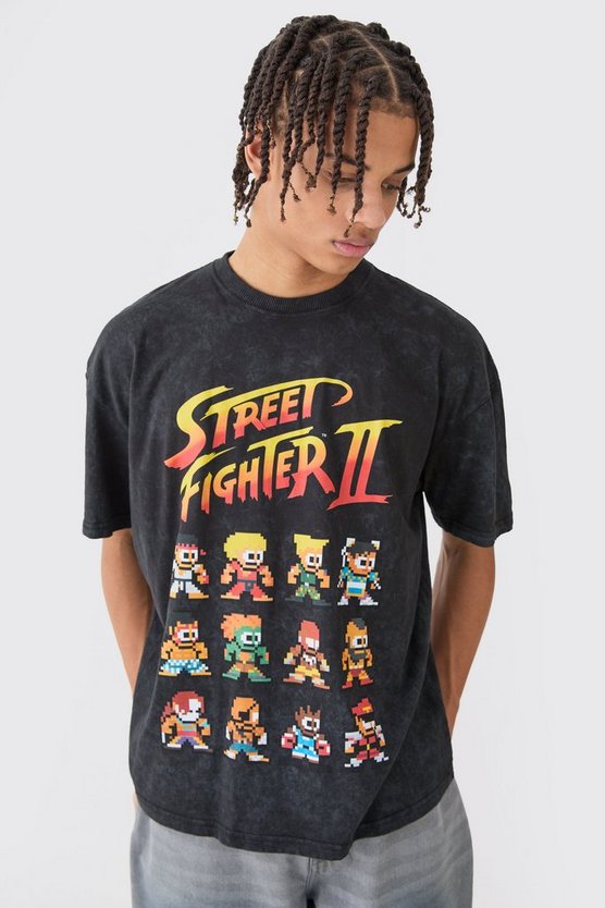 Oversize T-Shirt mit lizenziertem Street Fighter Arcade Print