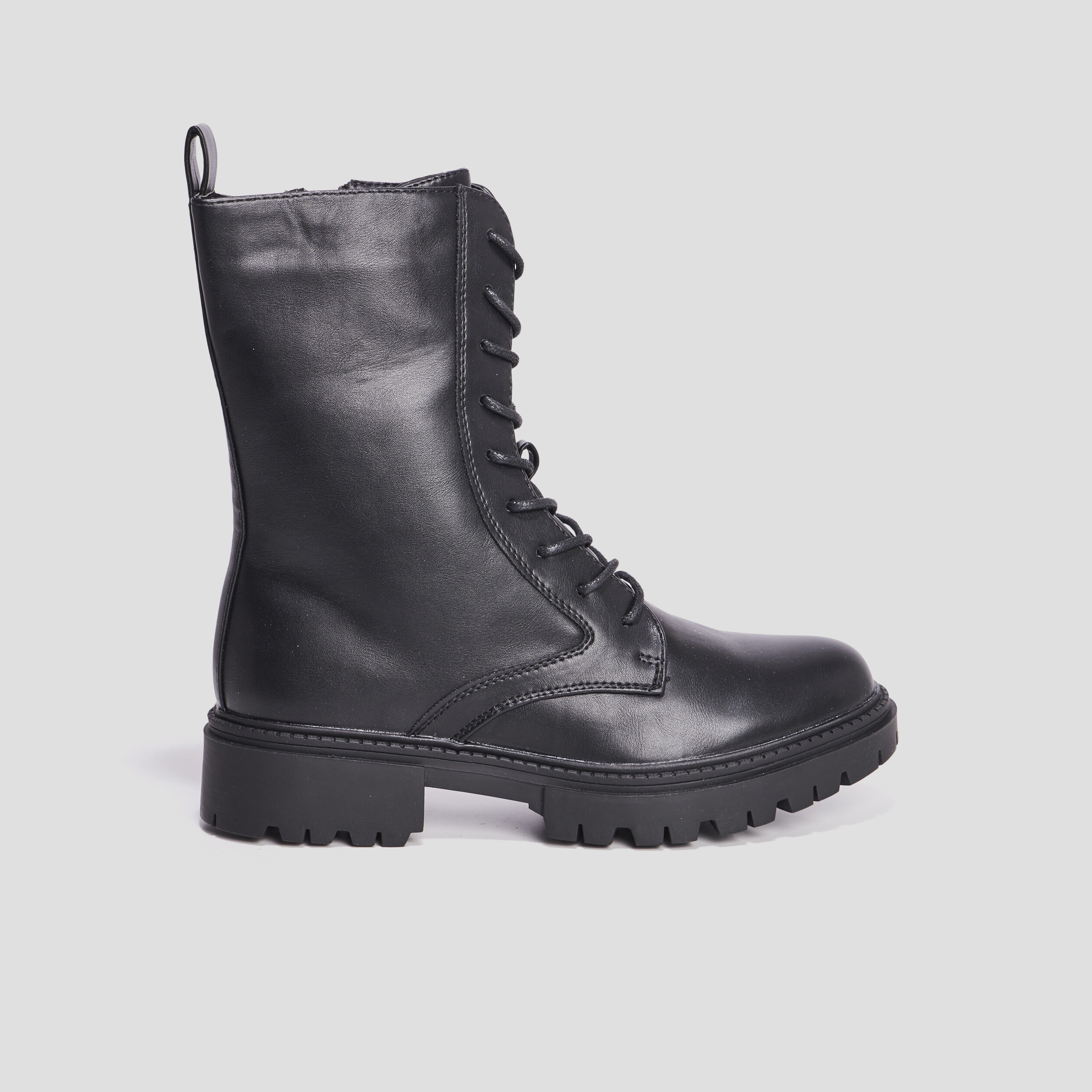 Bottines à lacets zippées crantées noir femme | La Halle