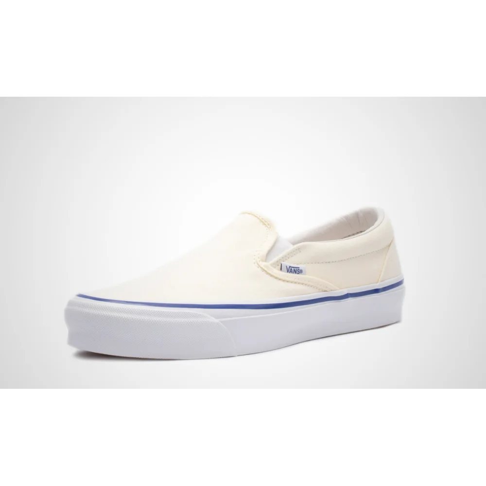 Vans OG Classic Slip On LX VN0A45JK0RD1 / weiss