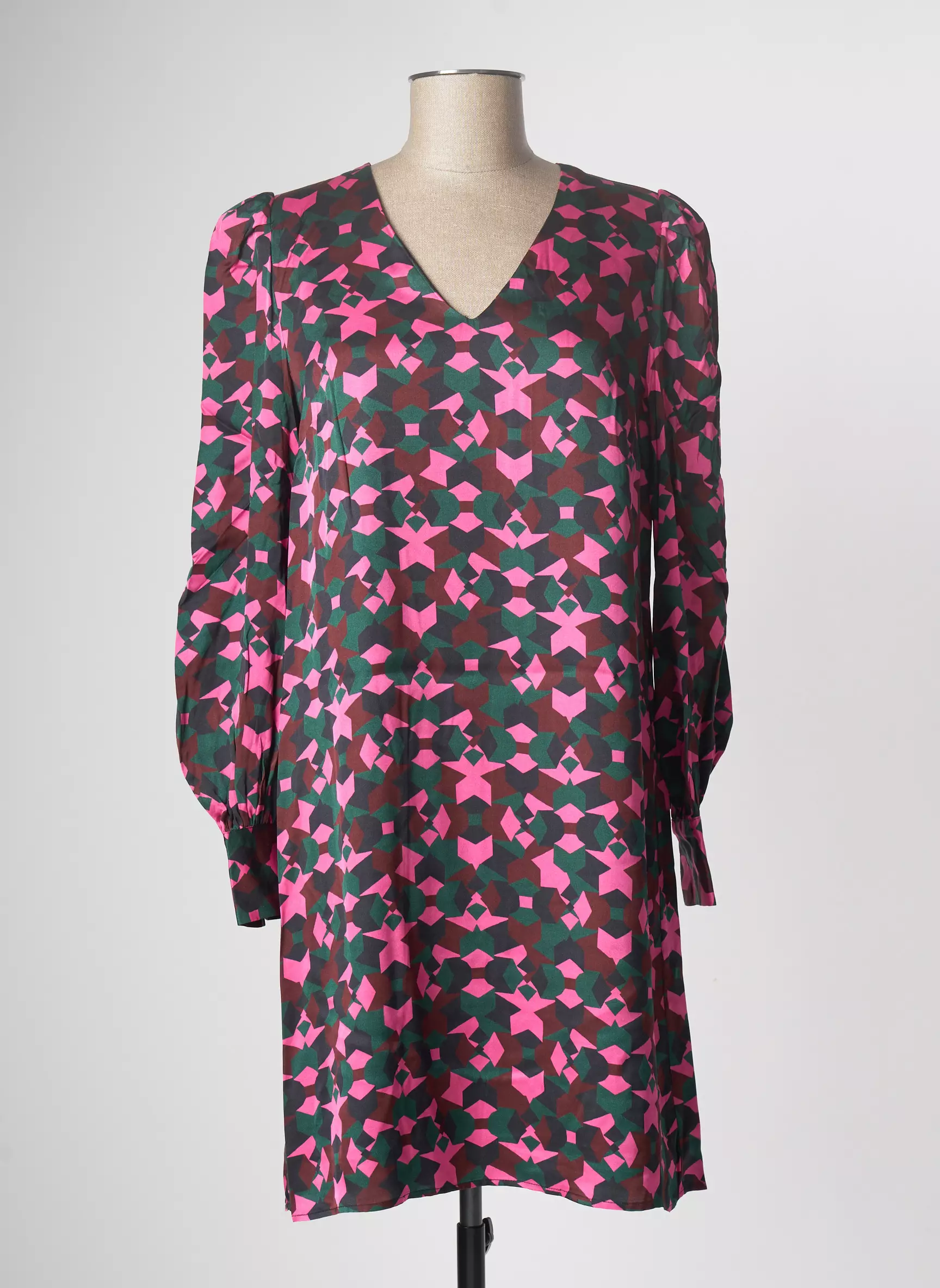 Caractere Robes Mi Longues Femme couleur rose