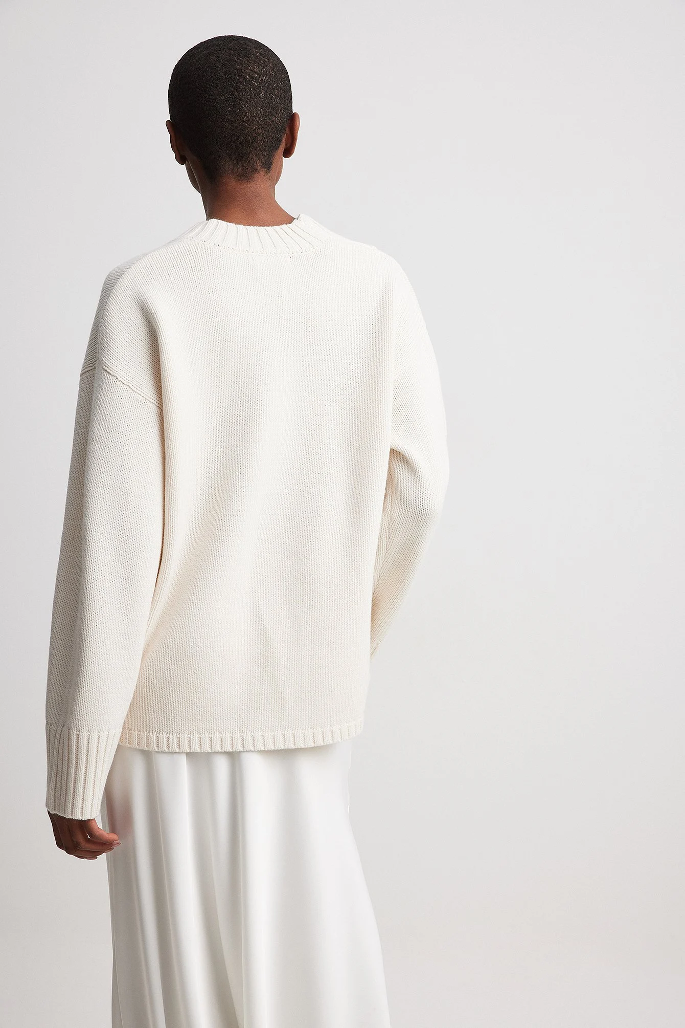 Schwere Oversize-Strickjacke