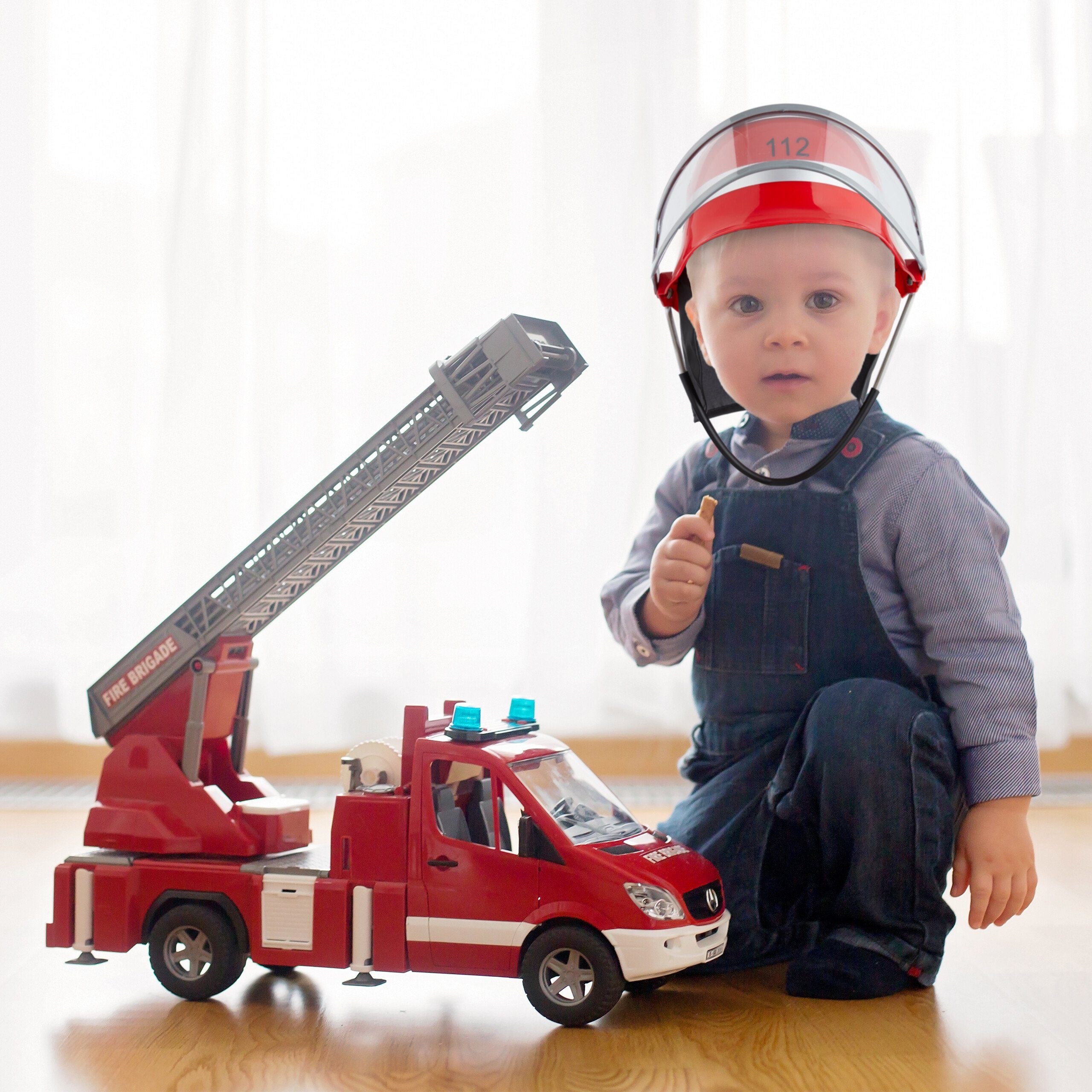 relaxdays Feuerwehrhelm 4er Set Feuerwehrhelm für Kinder in Rot