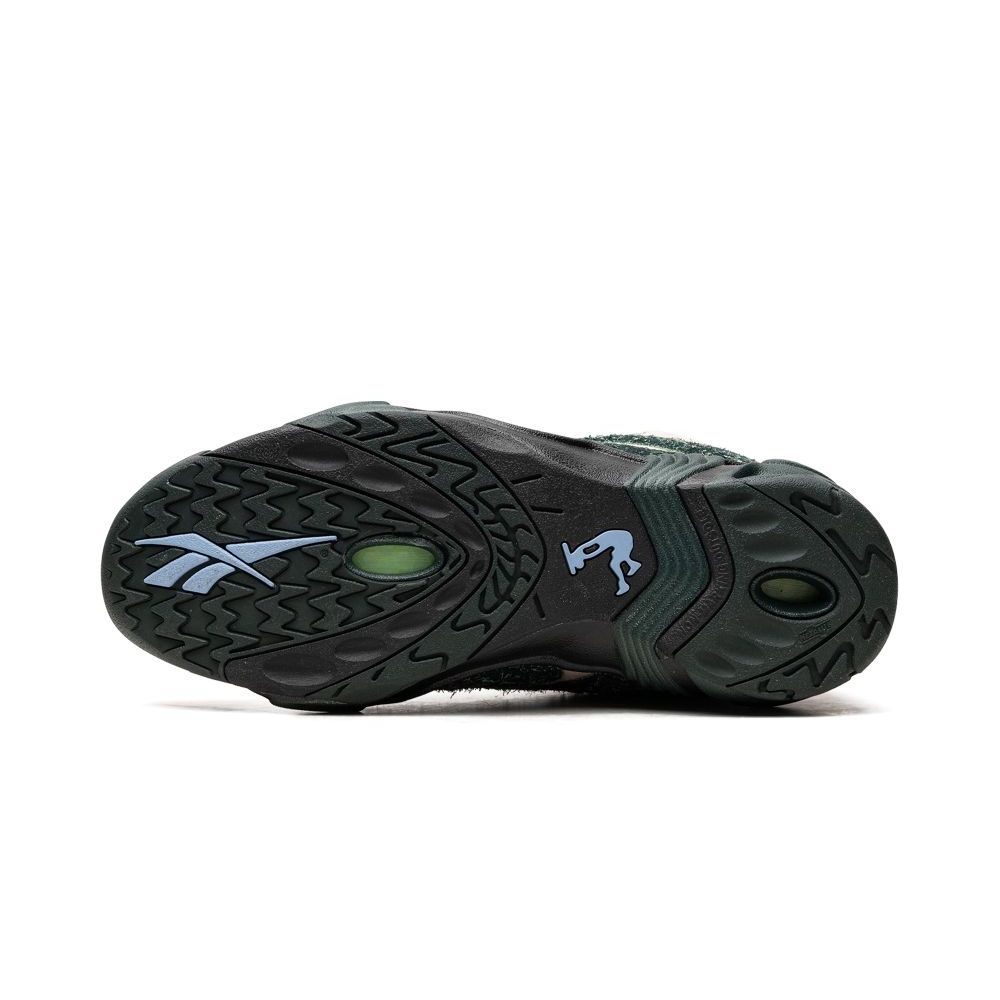 Reebok x Brain Dead Shaqnosis GX9600 / grün