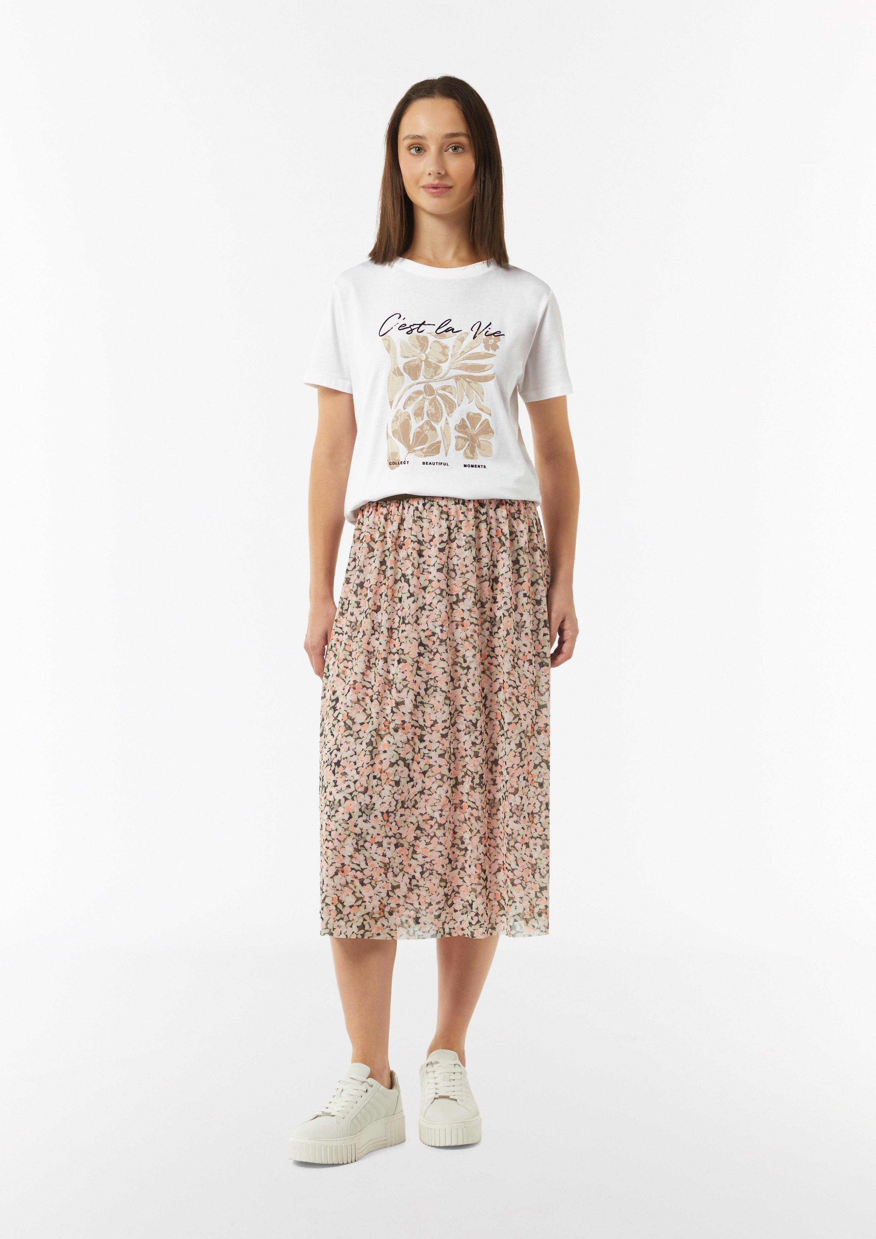 T-Shirt mit Artwork und Stickerei am Ausschnitt - weiß