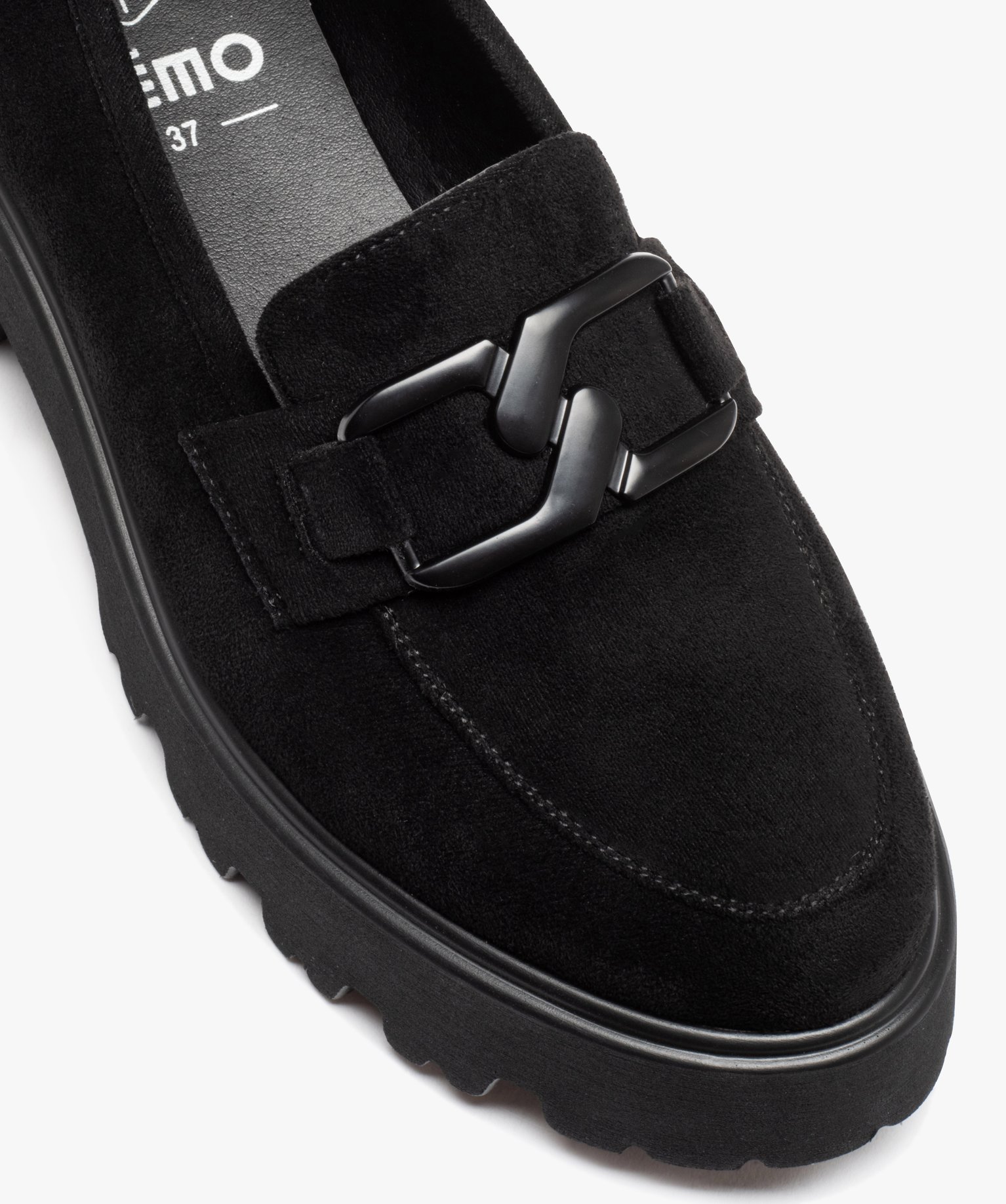 Mocassins unis en suédine à semelle crantée et bout amande beige clair | GEMO