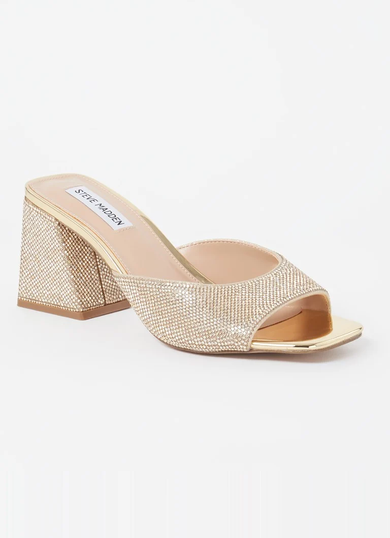 Sandale Steve Madden Glowing-R împodobite cu strasuri.