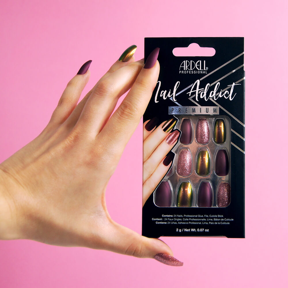 Ardell Nail Addict Red Cateye Faux-ongles prêt à poser Ardell avec accessoires
