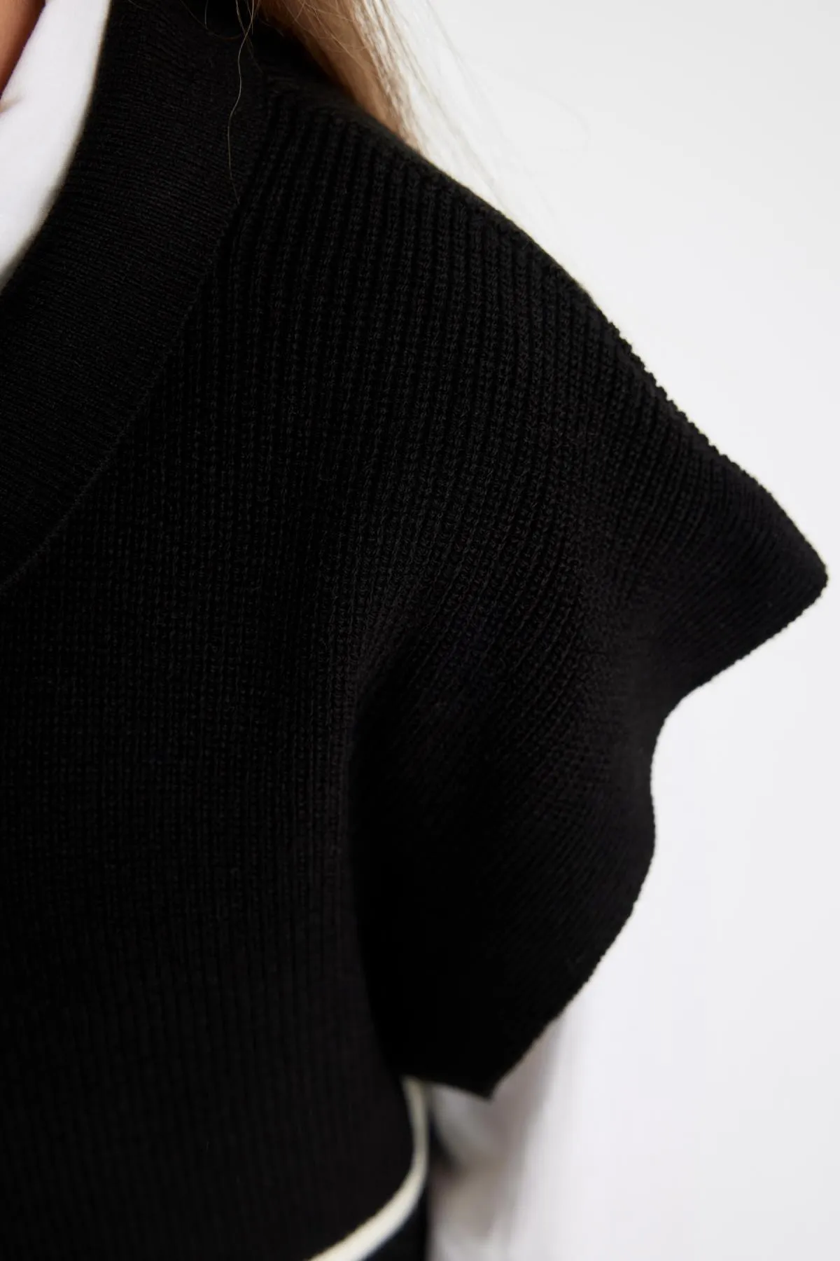DeFacto  Mädchenpullover mit normaler Passform