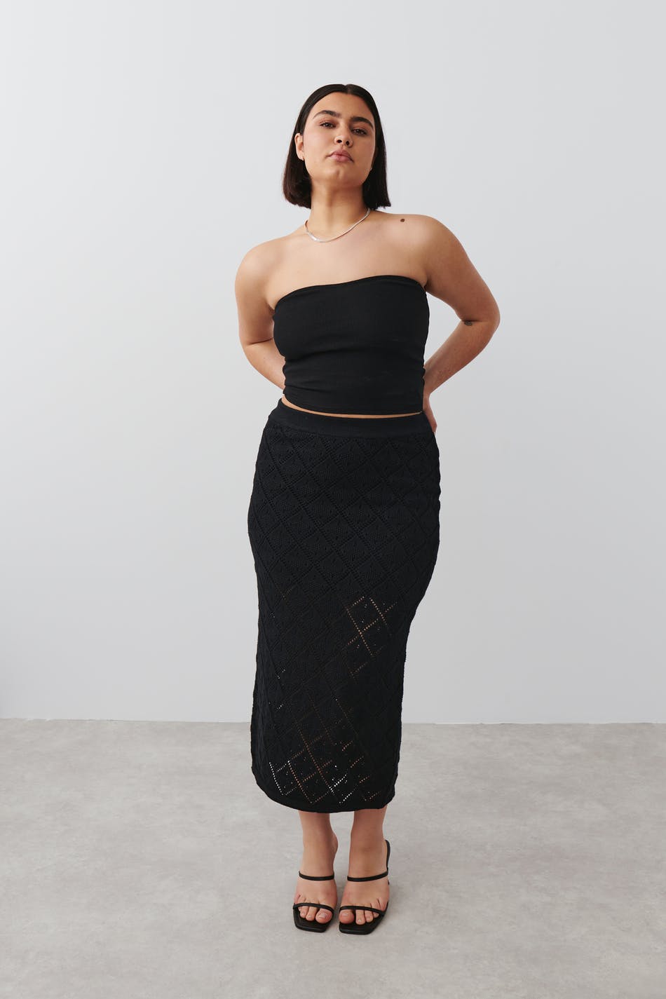 Midi crochet skirt