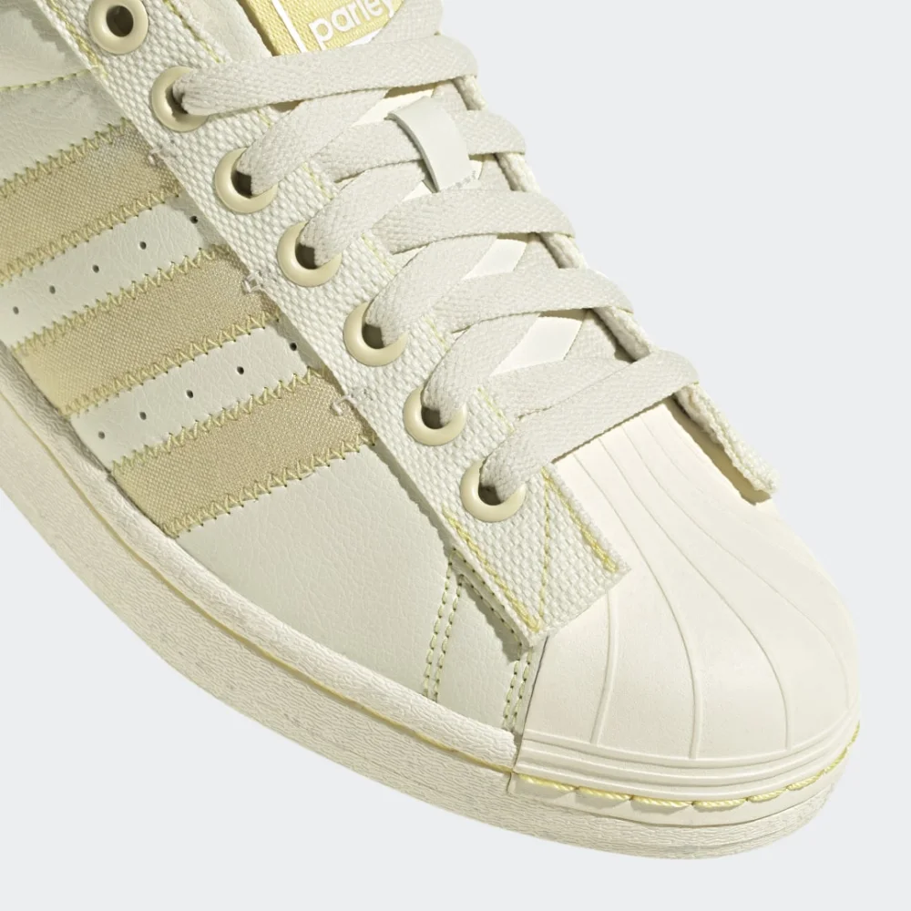 adidas Superstar Parley GX6970 / weiss