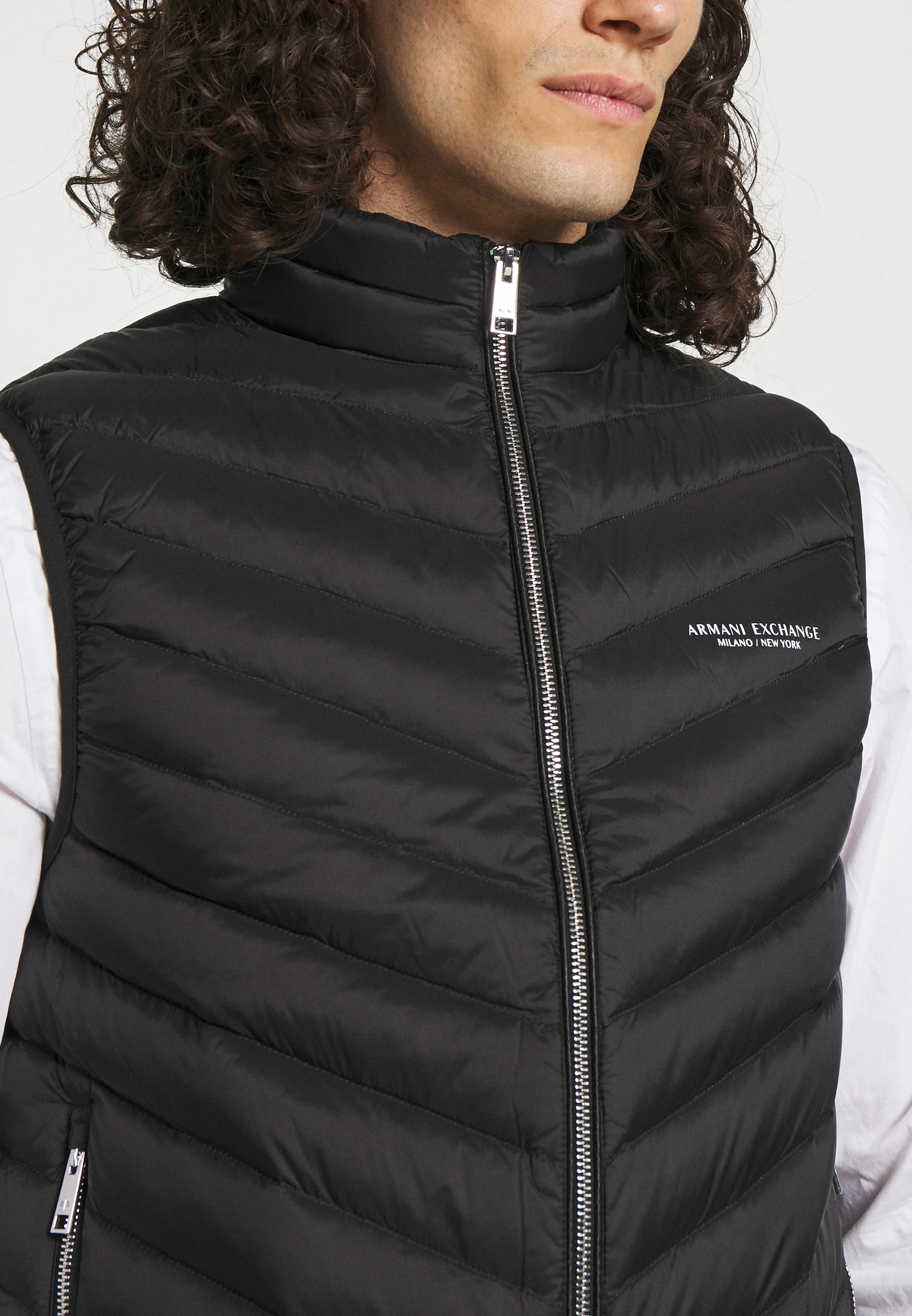 Armani Exchange CHALECO - Sin mangas