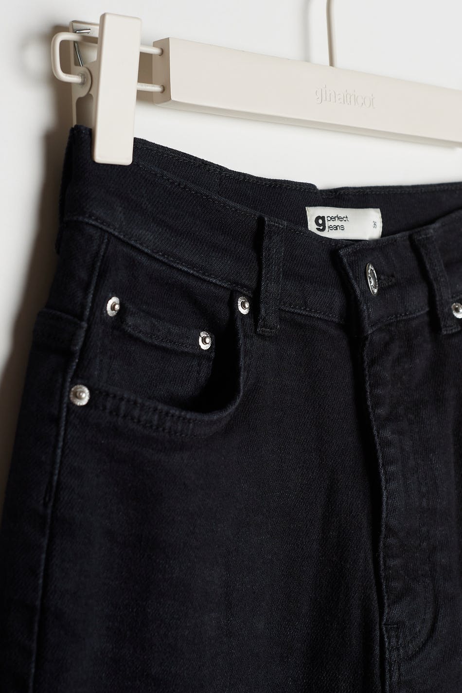 Comfy petite mom jeans
