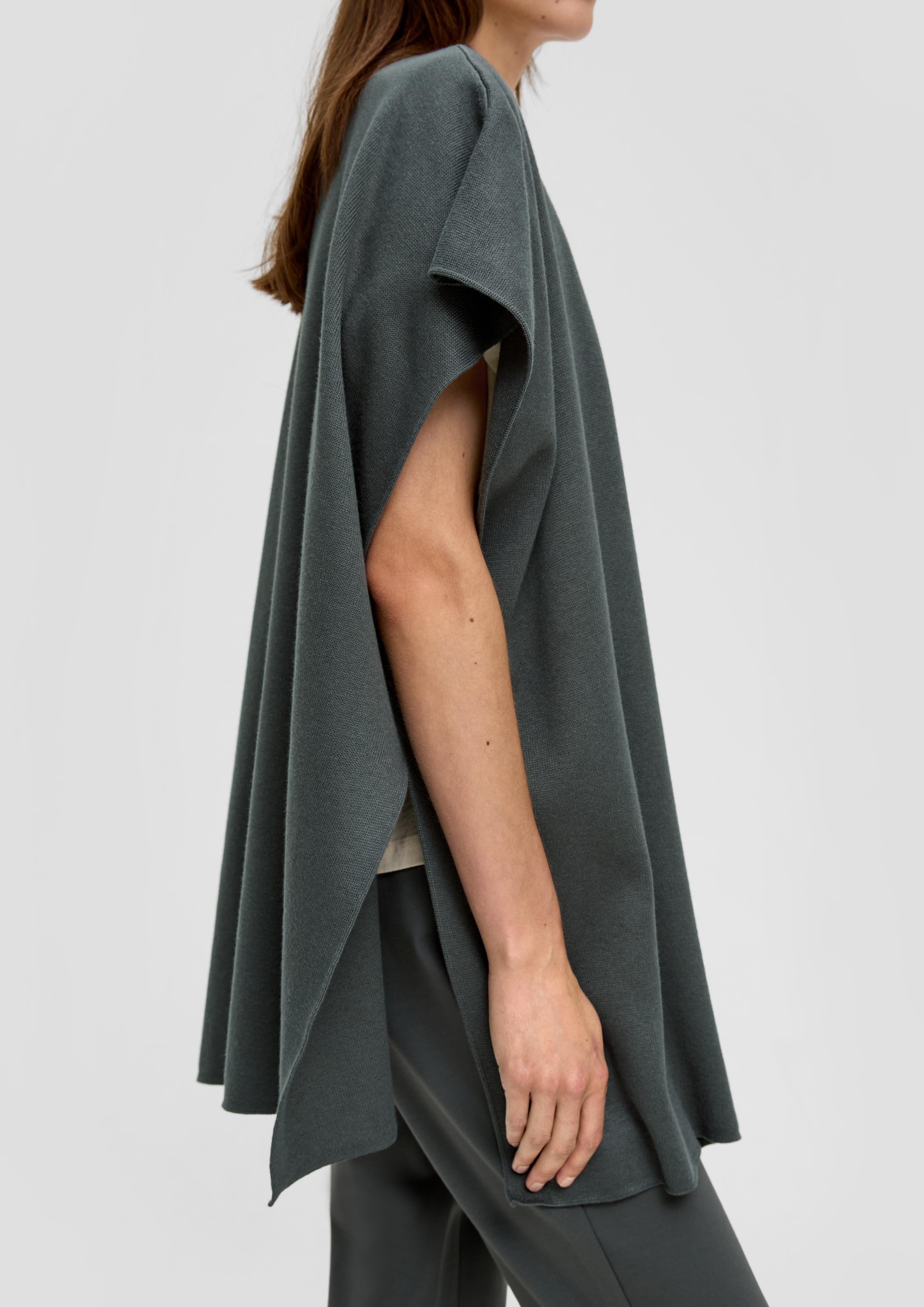 Strickponcho aus Viskosemix  2135009-7909