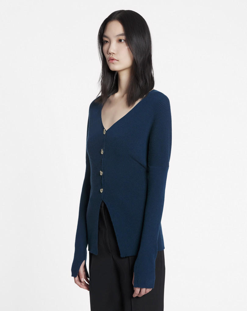 CARDIGAN CEINTRÉ CÔTELÉ ÉPAULES NUES