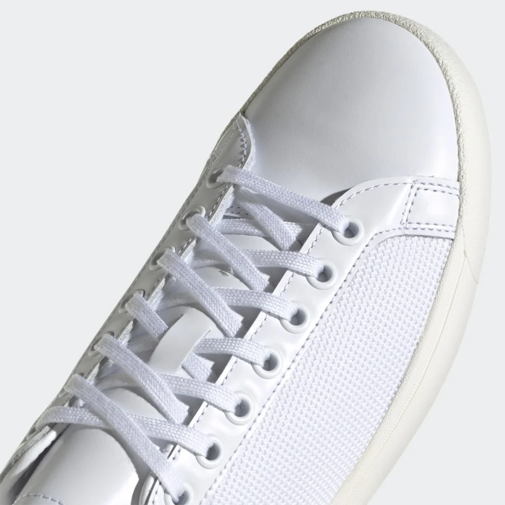adidas Rod Laver Vintage B24629 / weiss