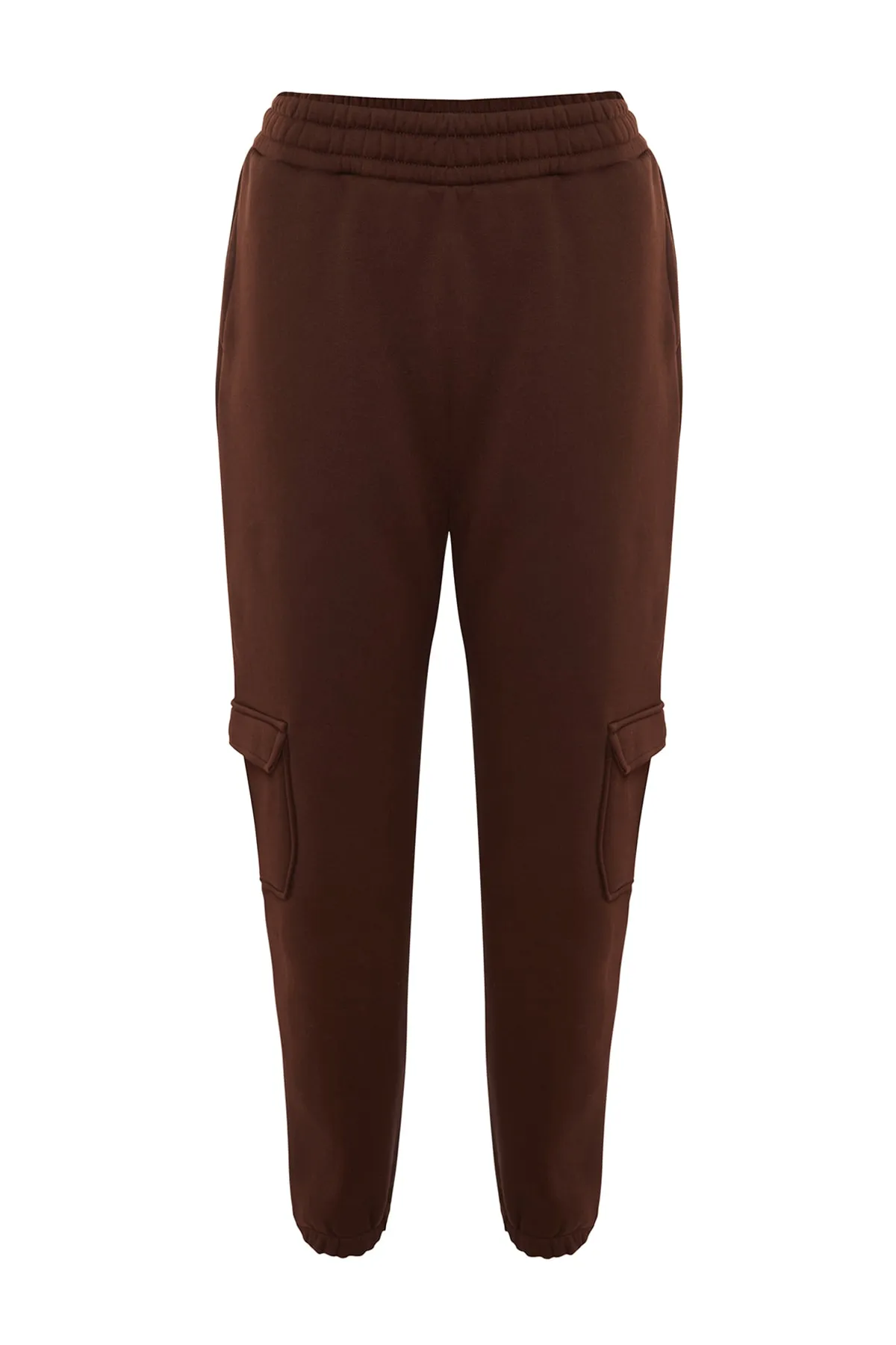 Trendyol Collection  Dunkelbraune Jogginghose aus dickem Fleece mit aufgesetzten Taschen und Details TWOAW23EA00046