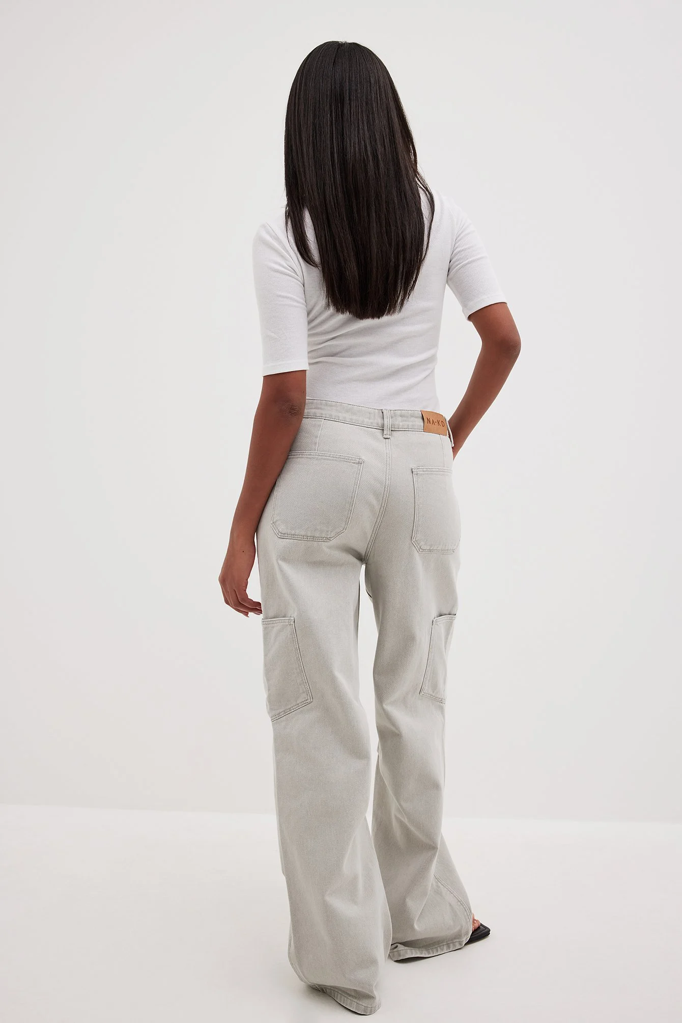 Cargo-Jeans mit weitem Bein und niedriger Taille
