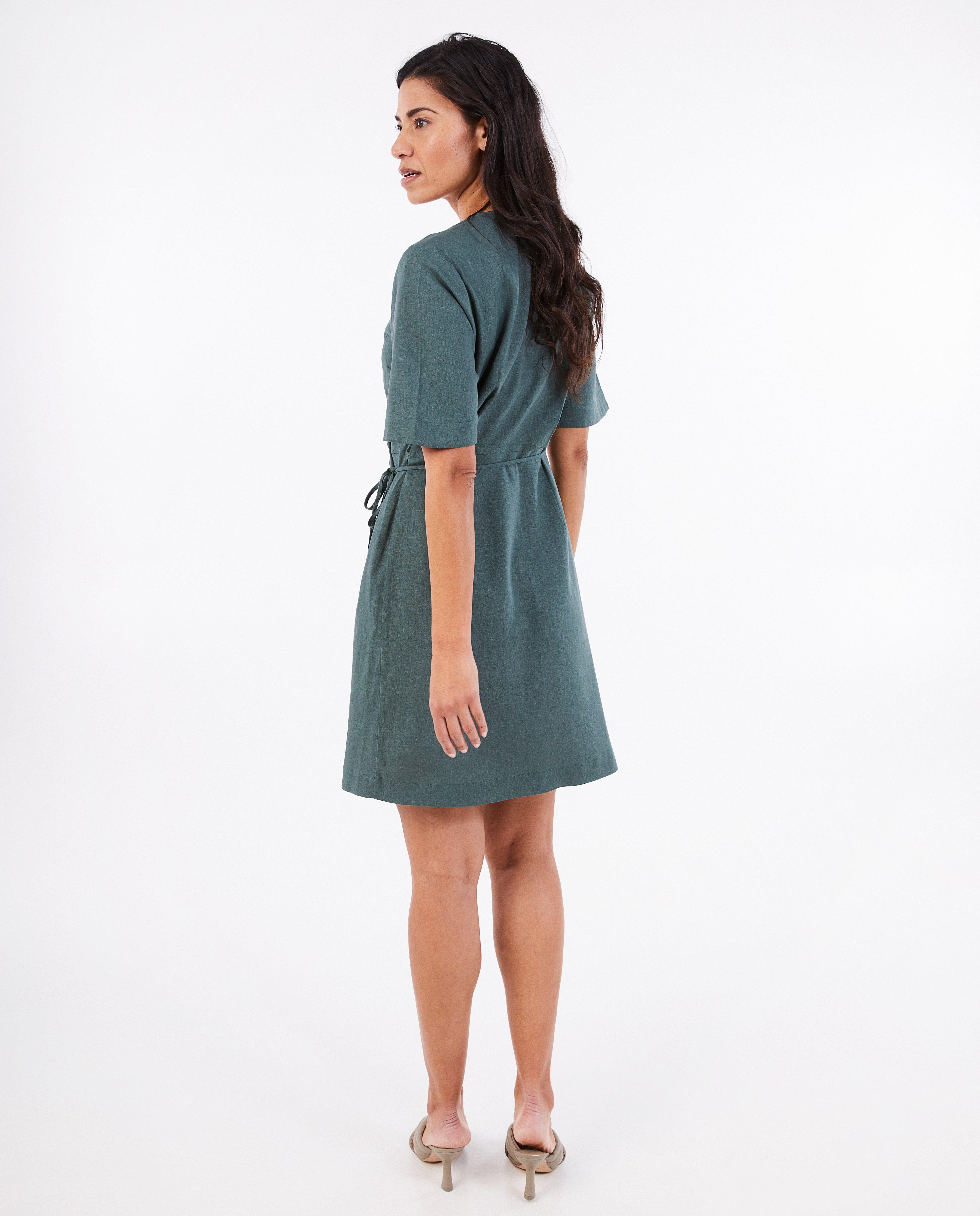 Rochie petrecută Sora Green cu imprimeu kaki din in