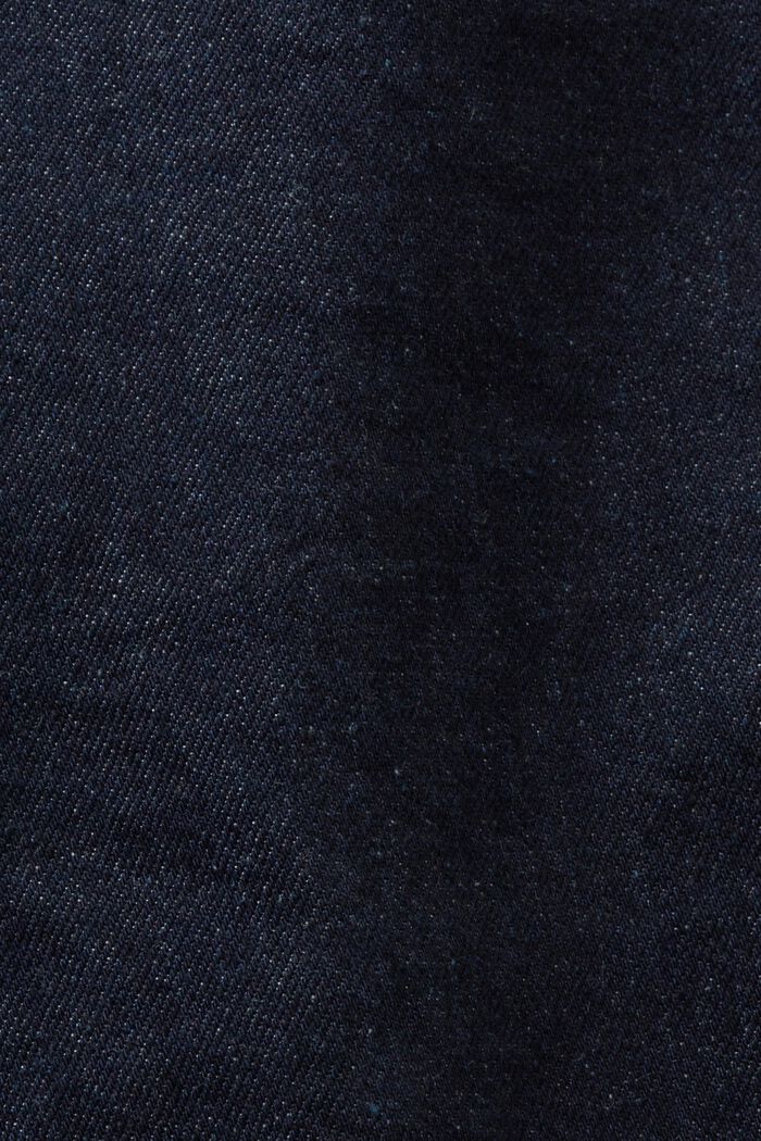 Recycelt: Jeans in schmaler Passform
