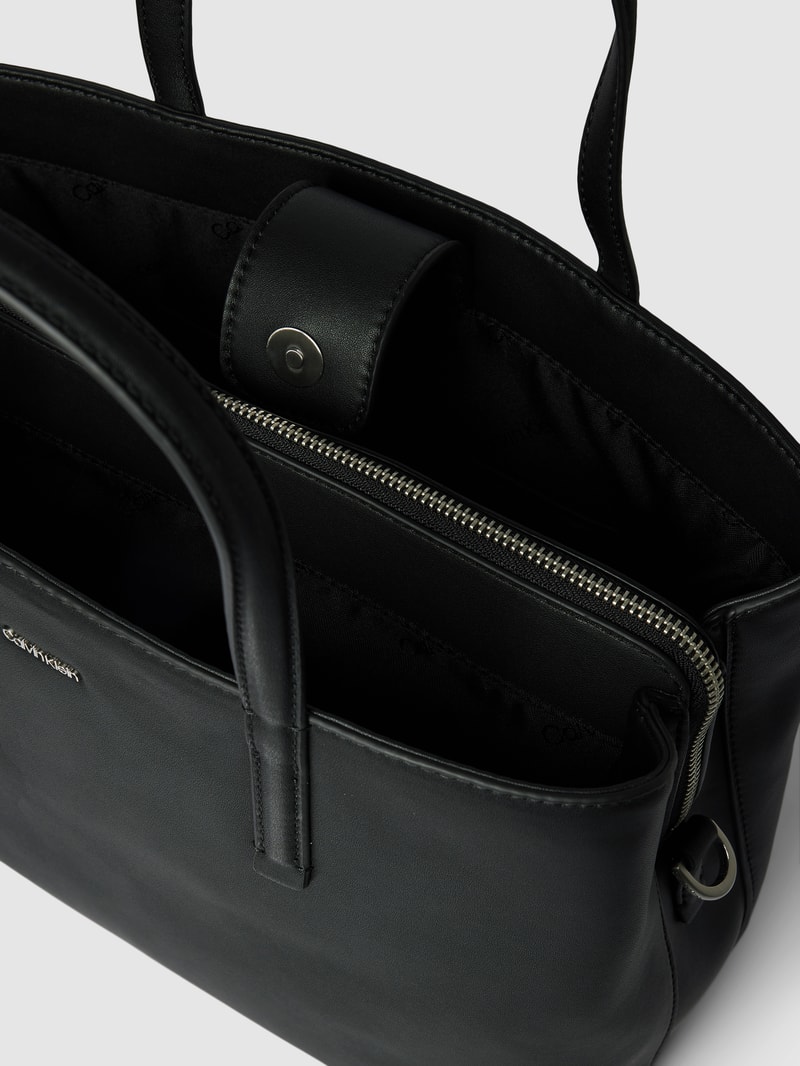 Tote Bag mit abnehmbaren Schulterriemen in schwarz