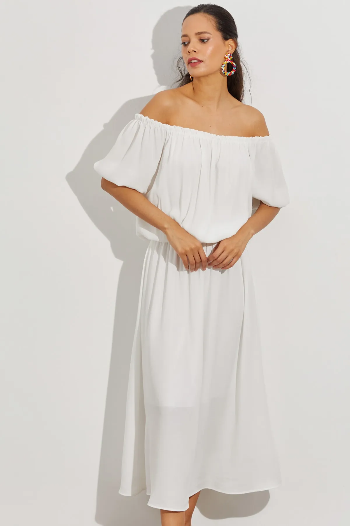 Cool & Sexy  Weißes, gefüttertes Midikleid mit Madonna-Kragen für Damen BK261062