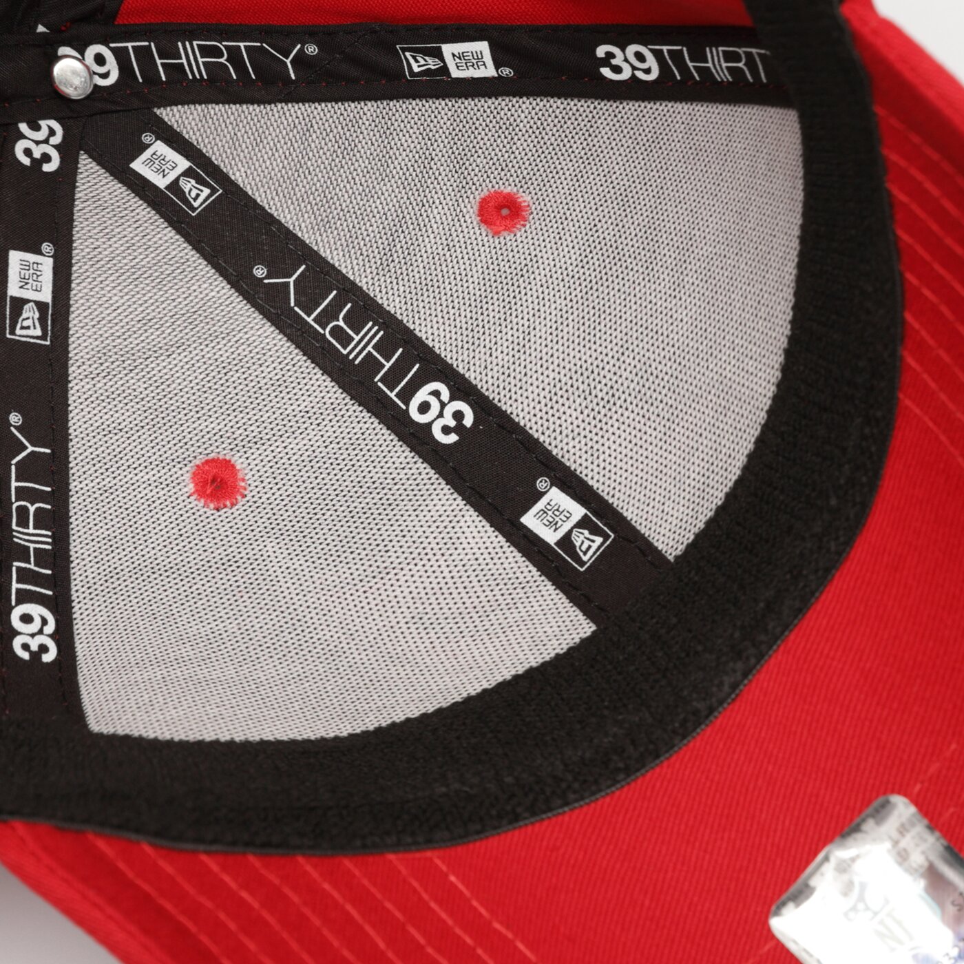 NEW ERA MÜTZE COMFORT 3930 BUCCANEERS TAMPA BAY BUCCANEERS Rot