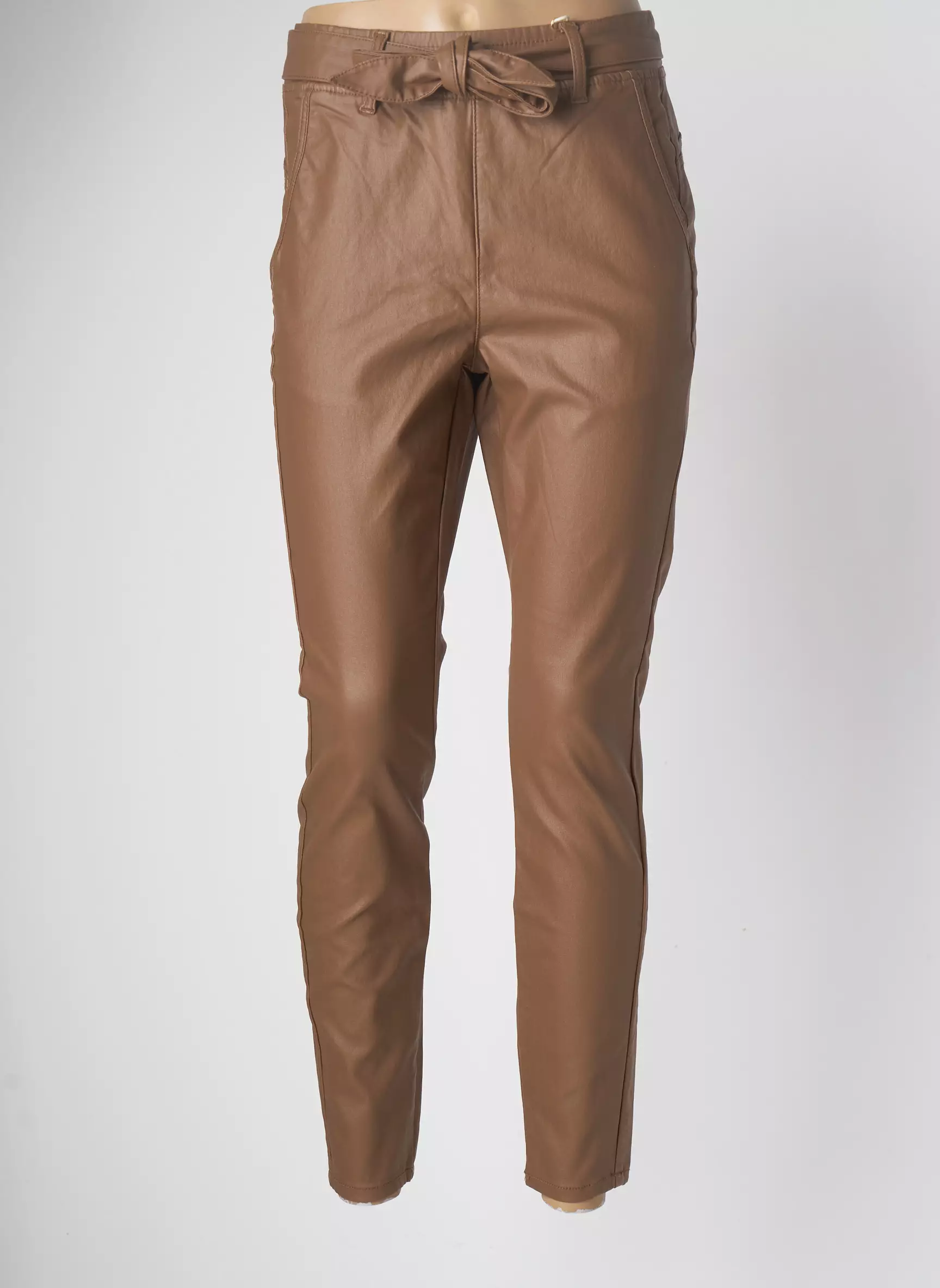 Cream Pantalons Slim Femme couleur marron