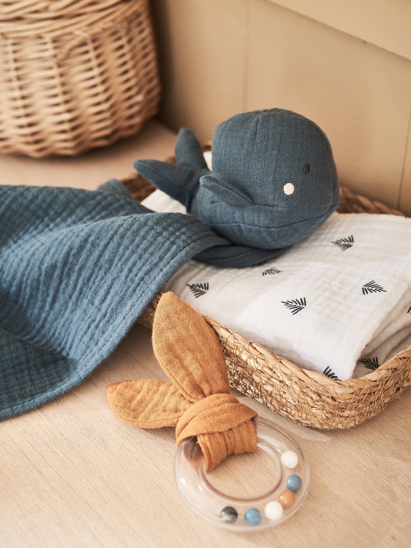Vertbaudet Baby Geschenk-Set: Wickeltuch, Schmusetuch & Greifling mit Geschenkverpackung - rosa/koala