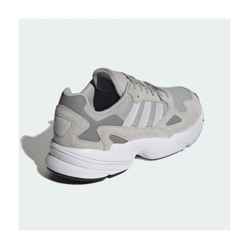 adidas Falcon IG8302 / grau