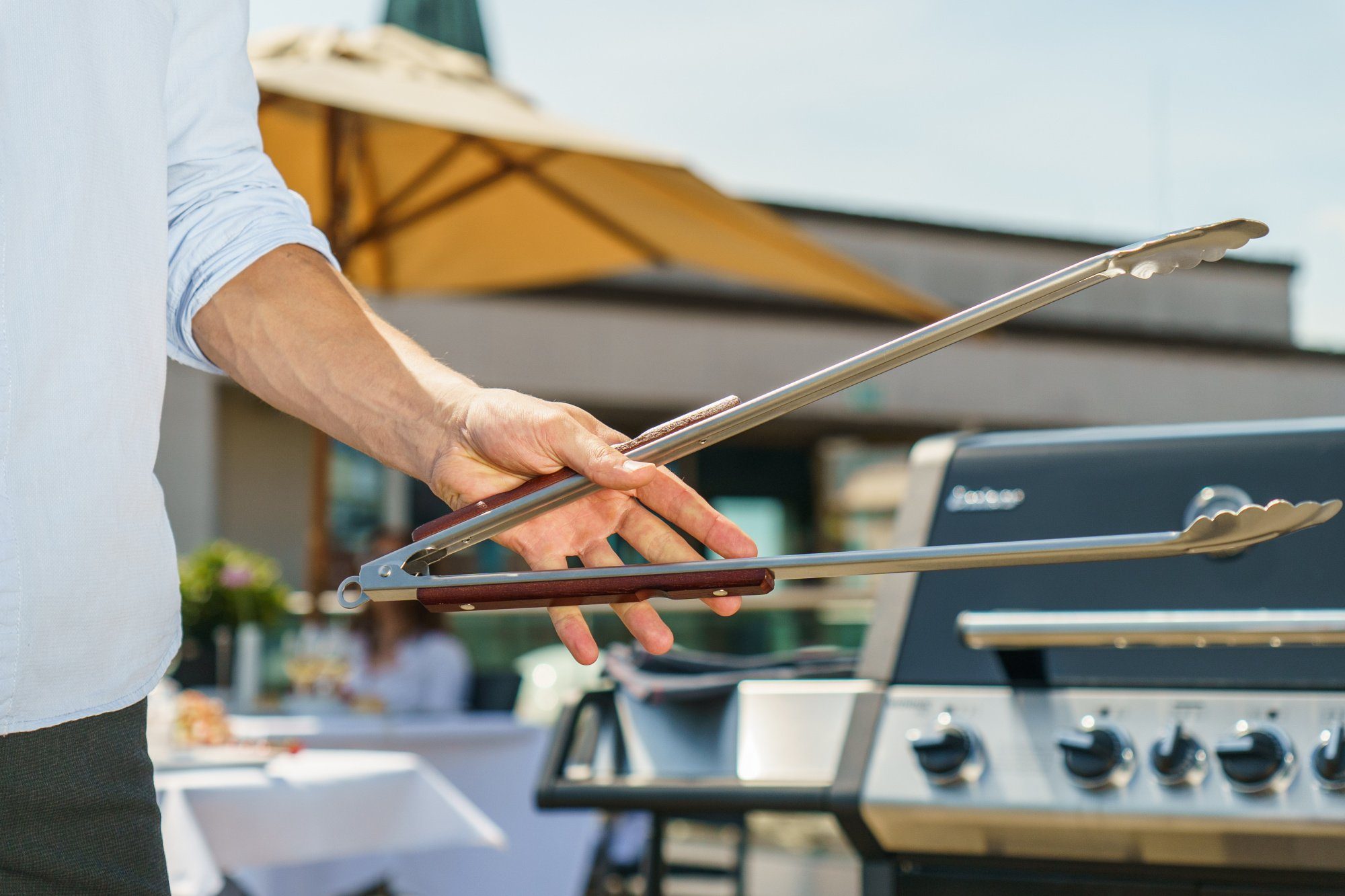 BlueCraft Grillzange, 56 cm BBQ XXL Grillzange extra lang Edelstahl optimal für jeden Gas- oder Holzkohlegrill