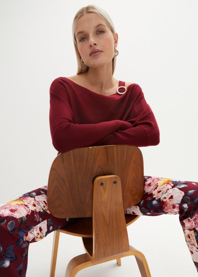 Pullover mit Perlendetail