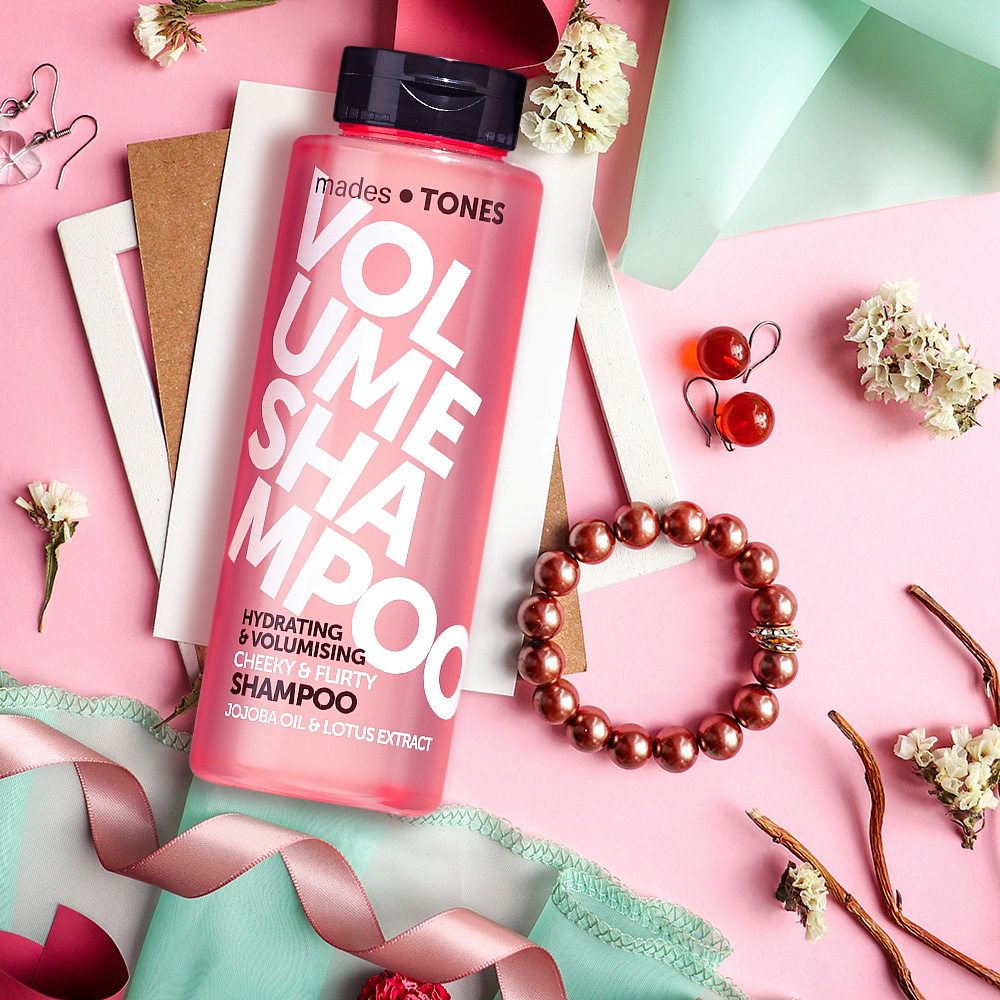 mades cosmetics CHEEKY & FLIRTY shampoing volumateur