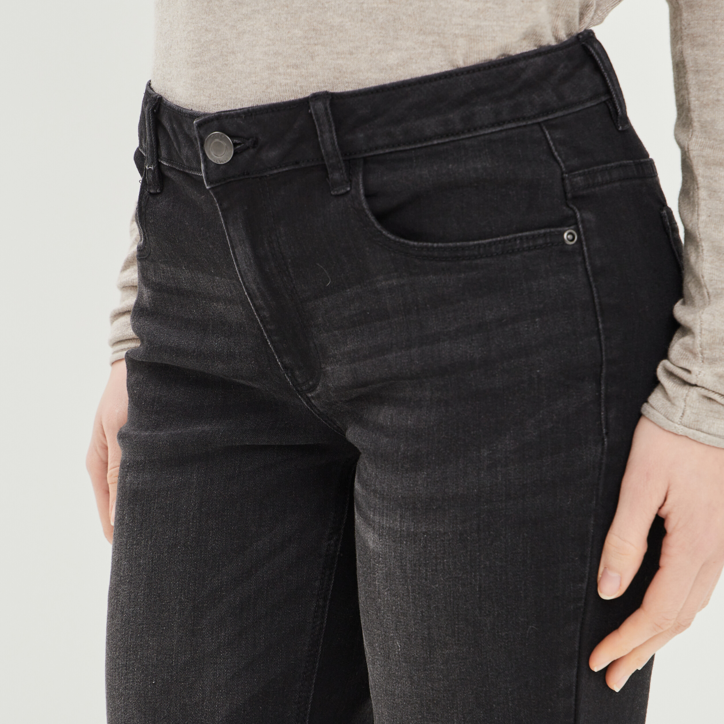 Jeans skinny taille basse noir femme | La Halle