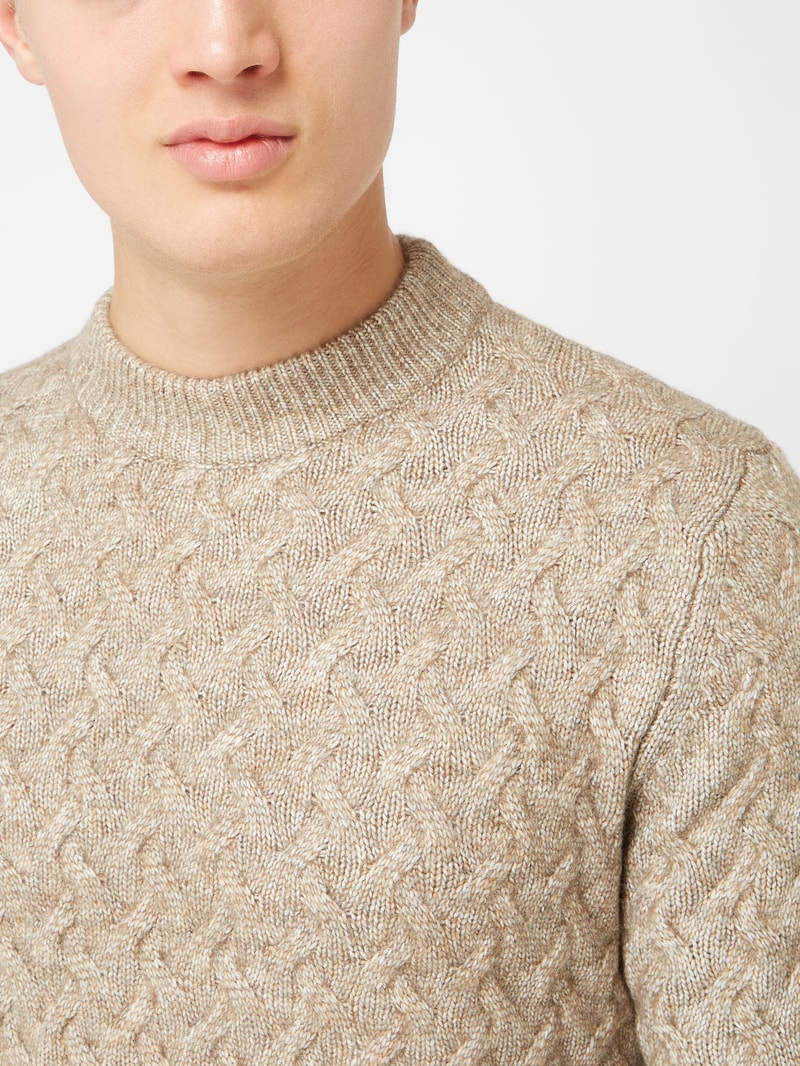 Pullover mit Zopfmuster in offwhite